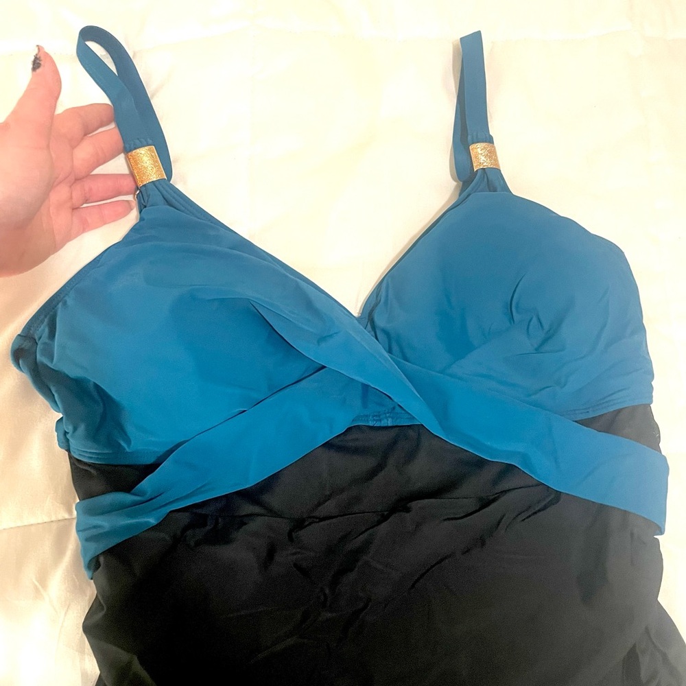 Blooming Jelly One Piece Swimsuit - Picture 5 of 10